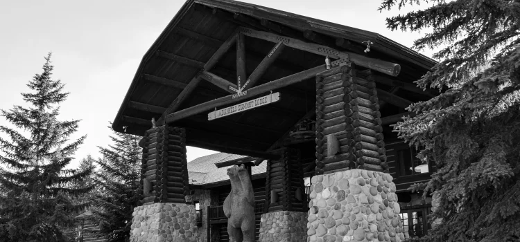 Daniels Summit Lodge<span class="place"><br>– Daniels Canyon; Heber City, UTAH –</span>